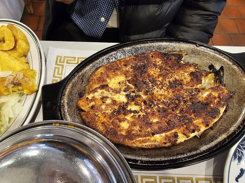 El Pabellon De Oro